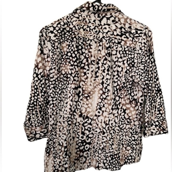 Dana Buchman Leopard Print Top - Picture 2 of 6